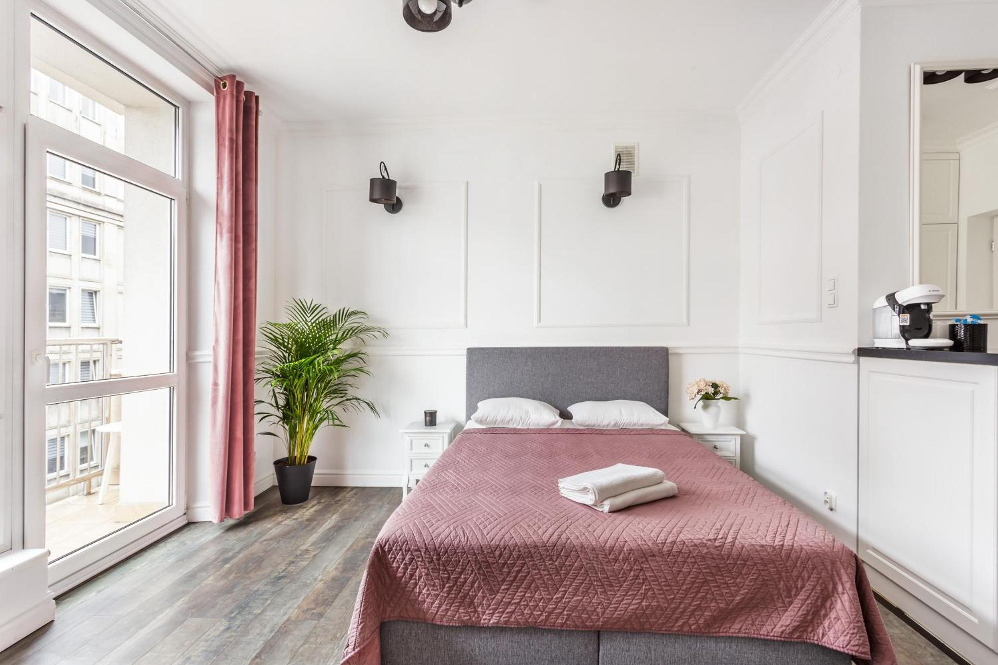 Charming Apartment In The City Center Warsawa Bagian luar foto