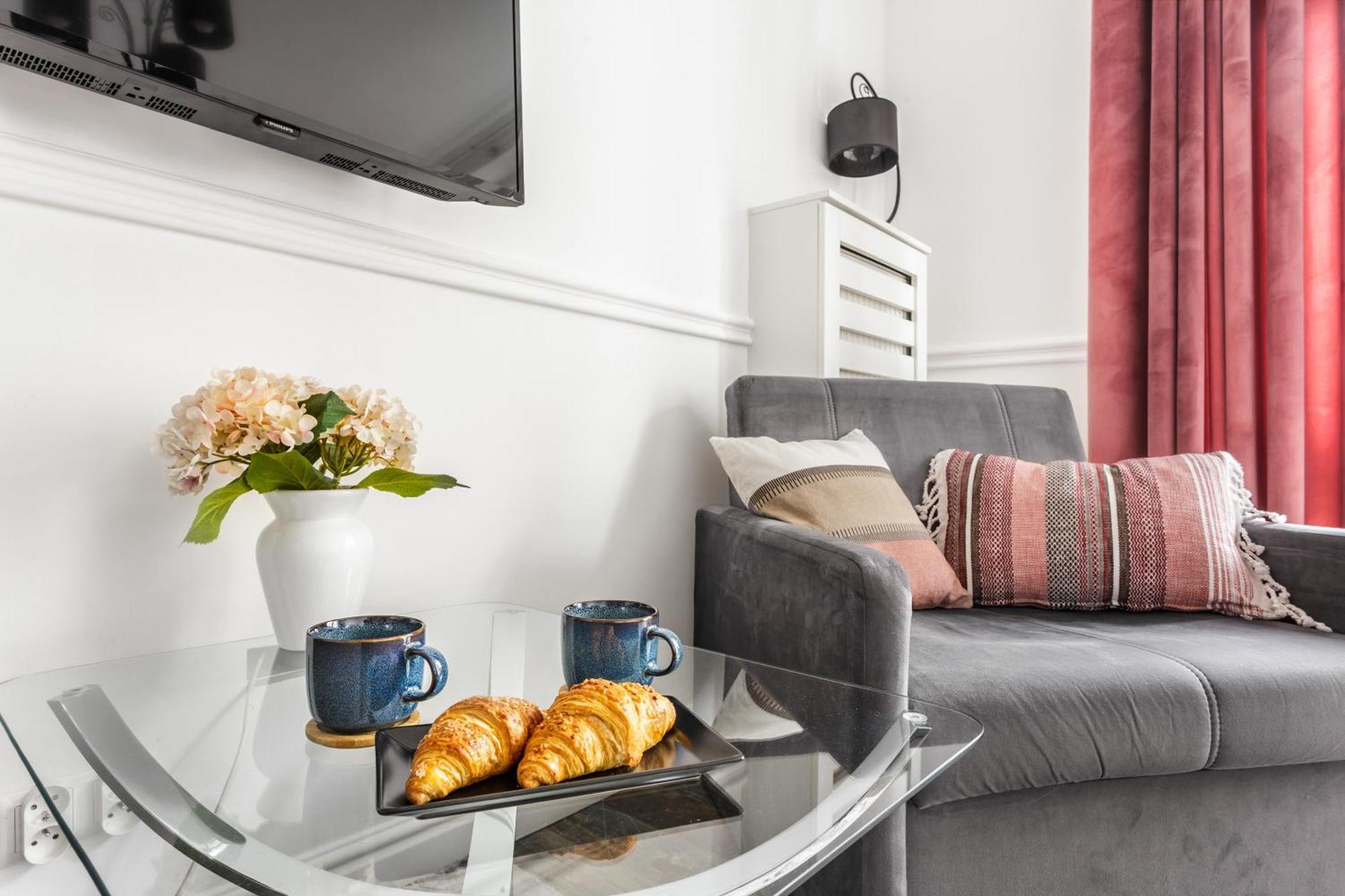 Charming Apartment In The City Center Warsawa Bagian luar foto